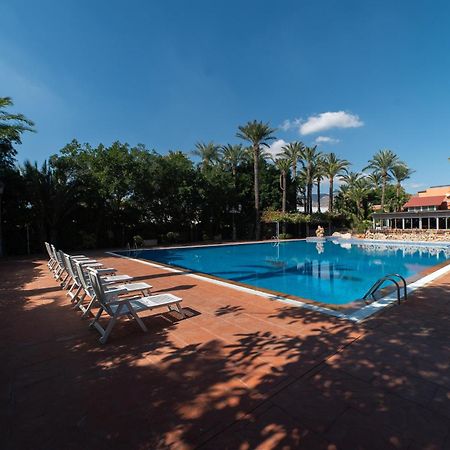 Las Palmeras Crevillente Exterior foto